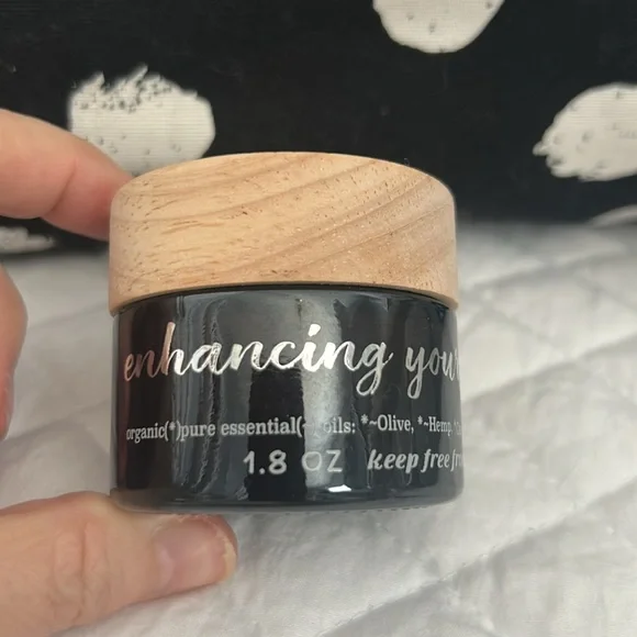 Yoga Balm - Picture 4 of 5